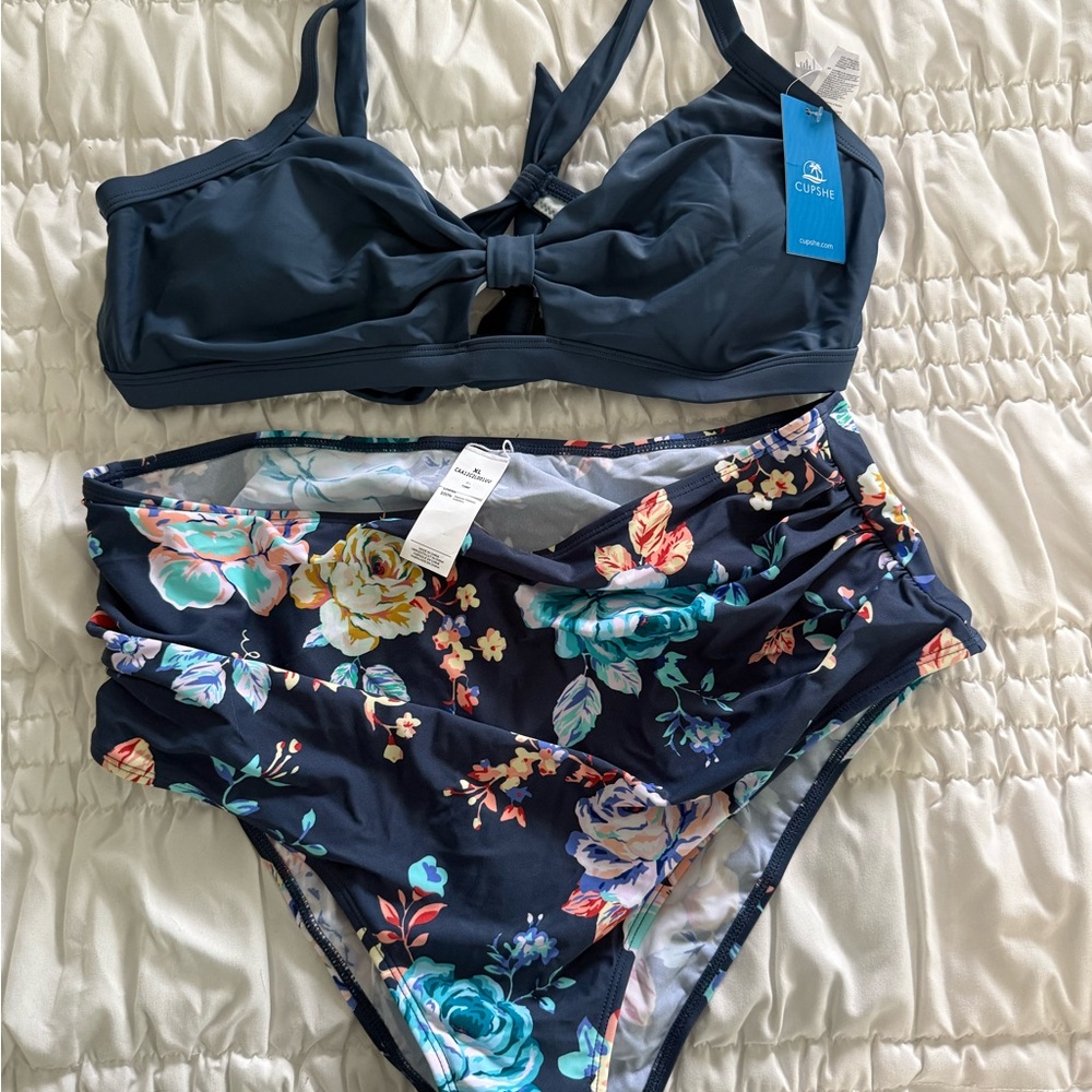 Cupshe Navy and Floral Bikini Set